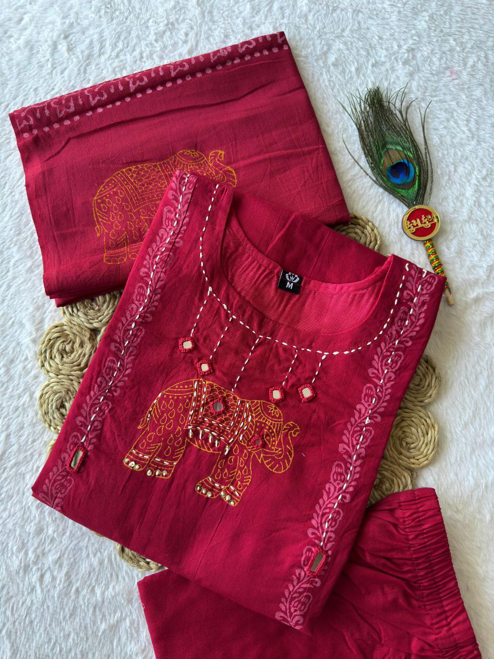 Very Beautiful Magenta Pure Cotton Suit  Set With Real Mirror Work