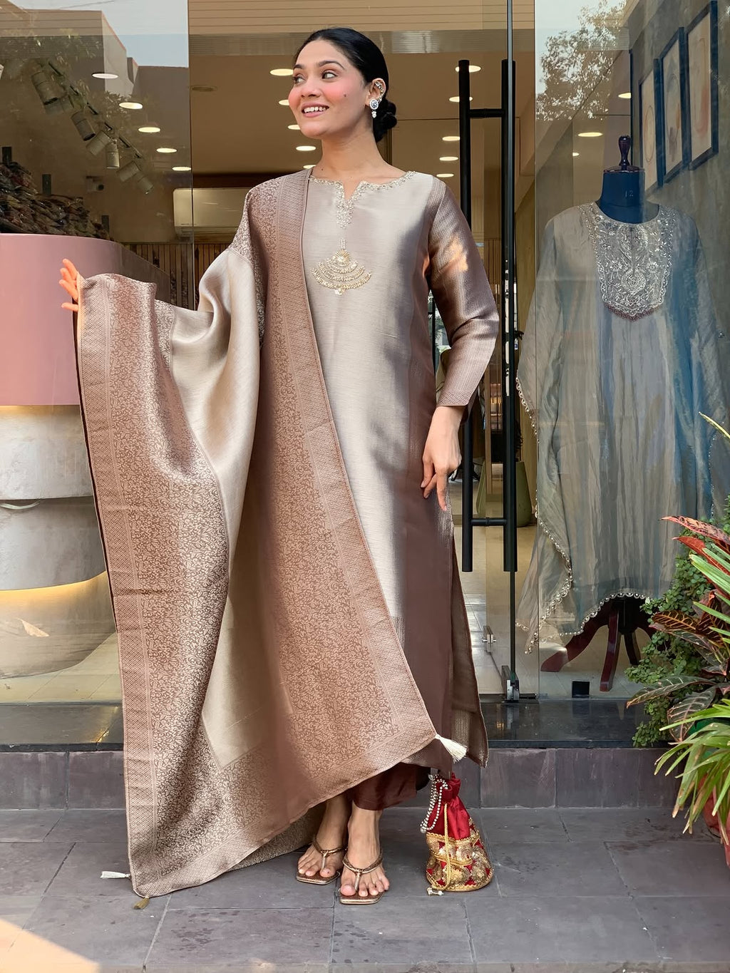 Very Gorgeous Pure Kanjivaram Tissue Silk Festive Suit Set