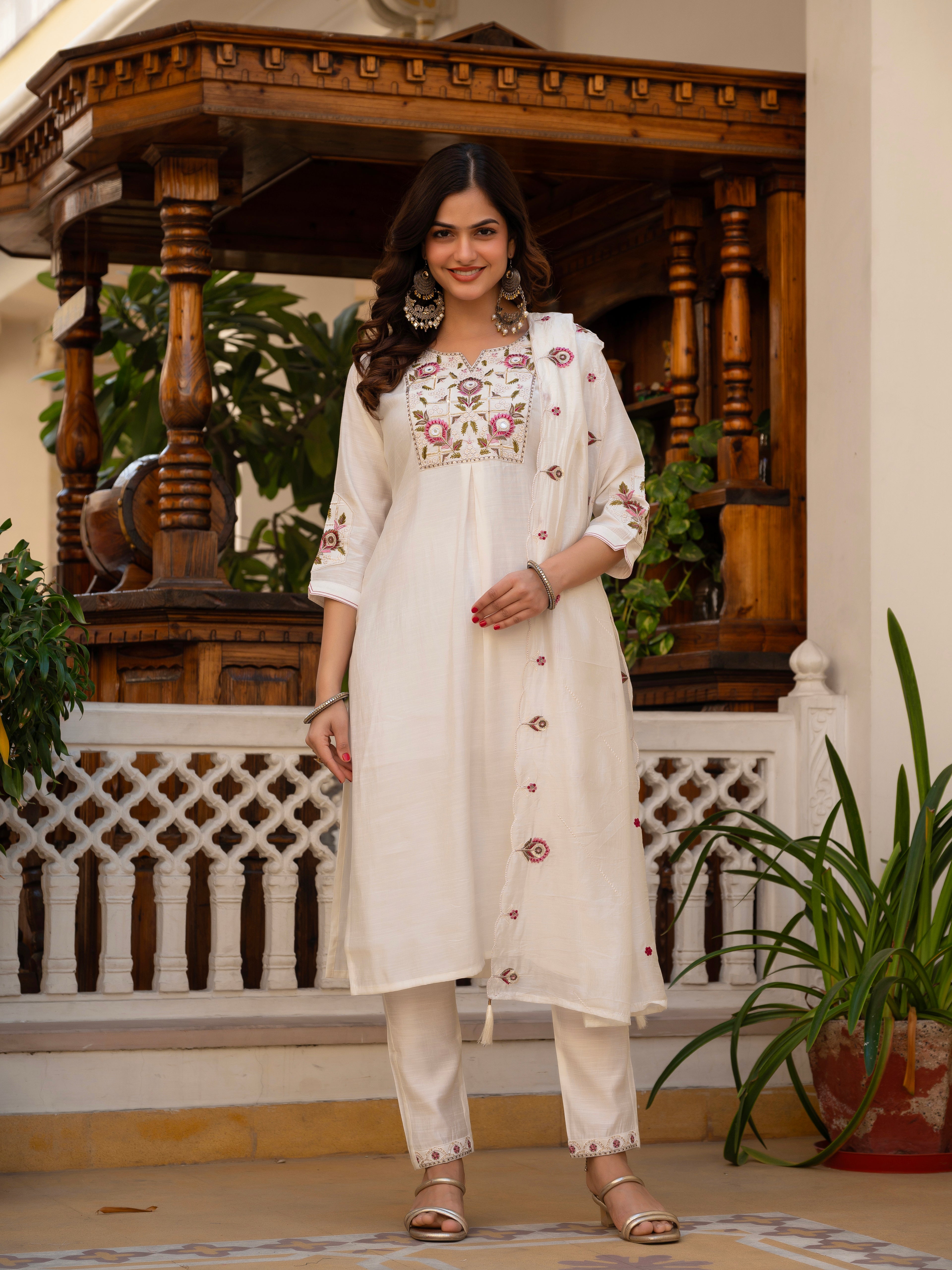 Women’s White Embroidered Mango Silk 3-Piece Suit Set