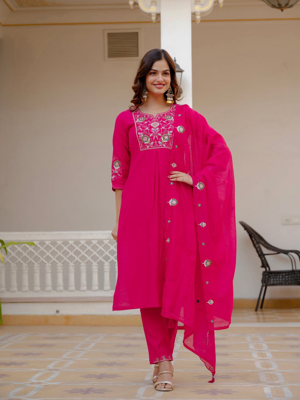 Elegant Pink Embroidered Ethnic Kurta Set for Women