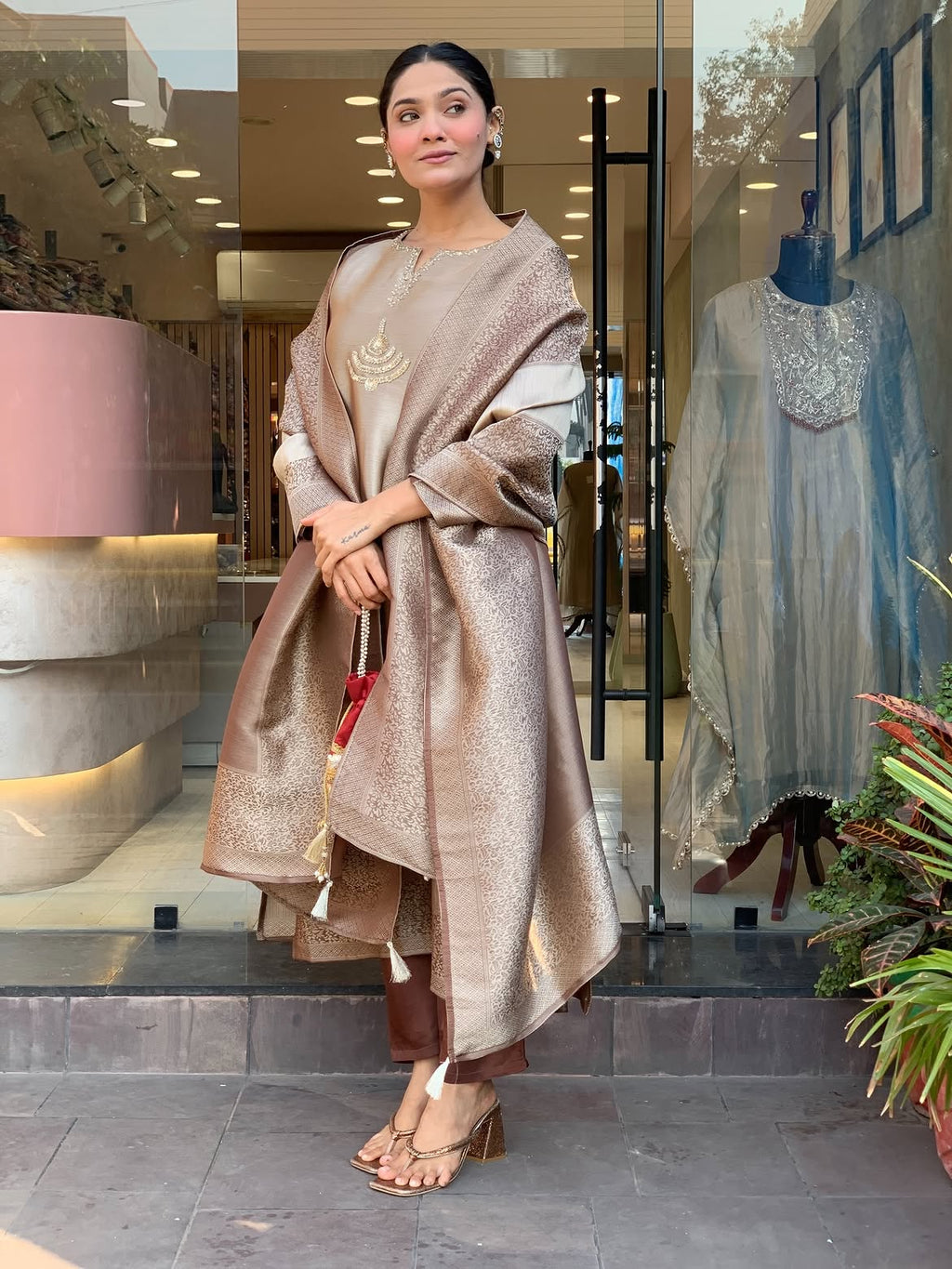 Very Gorgeous Pure Kanjivaram Tissue Silk Festive Suit Set