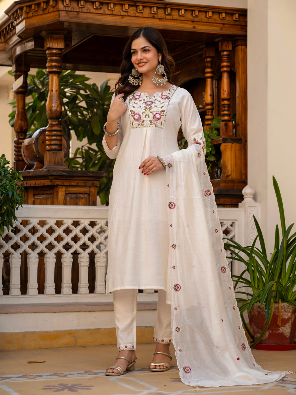 Women’s White Embroidered Mango Silk 3-Piece Suit Set