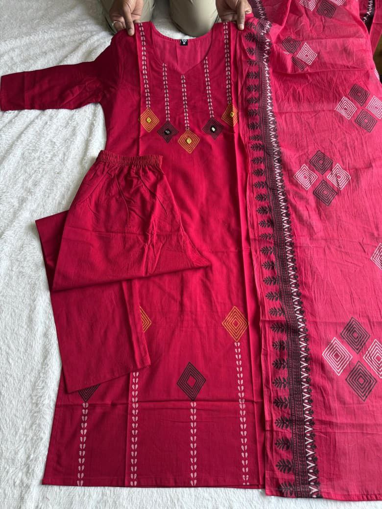 Attractive Rani Pink Pure Cotton Ethnic Suit Set with Hand Block Print Work