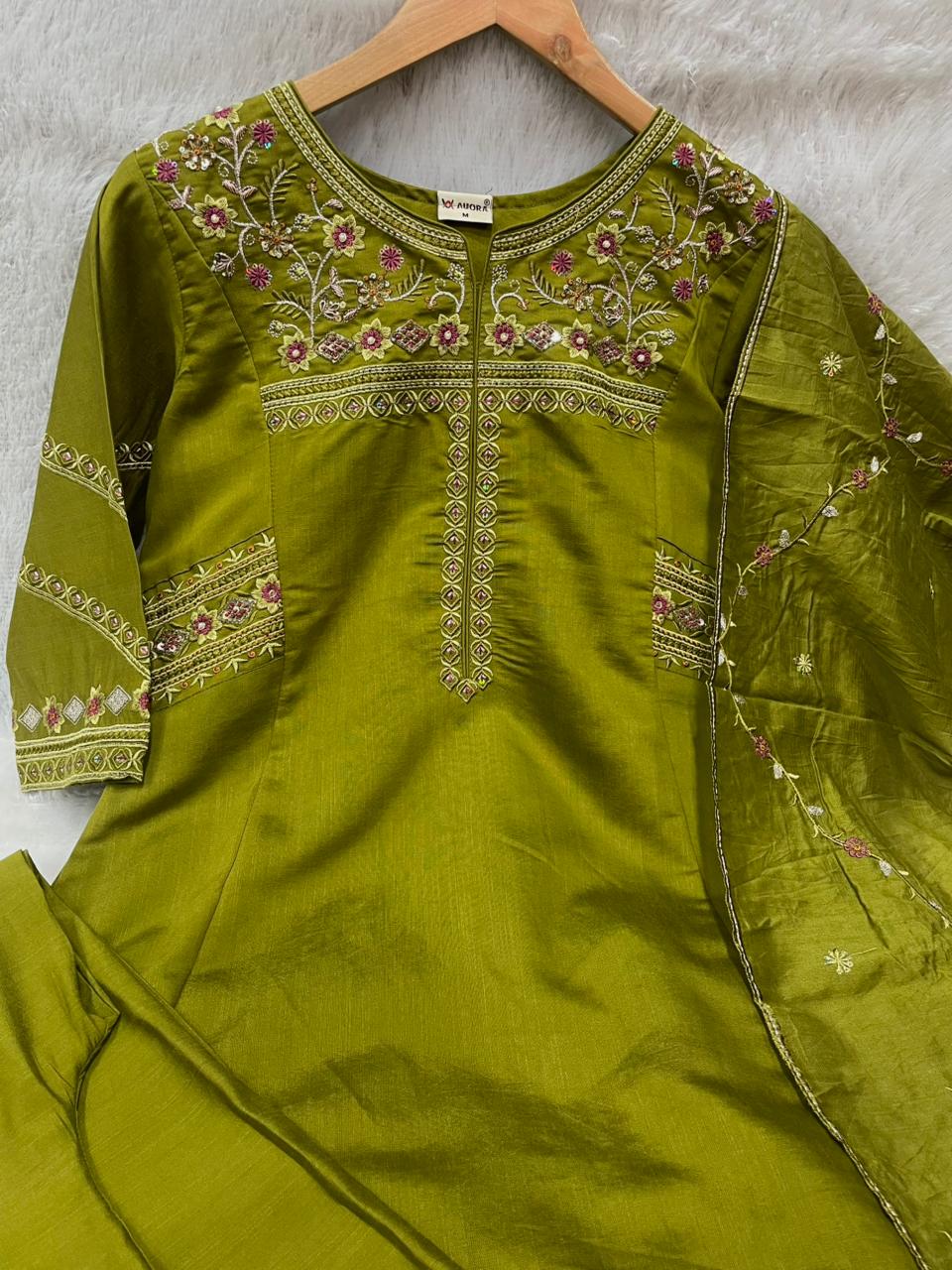 Elegant Mehndi Green Viscose Mango Silk Anarkali Kurti Set