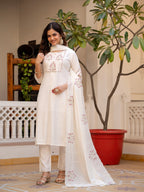Very Attractive White Pure Viscose Mango Silk Suit Set