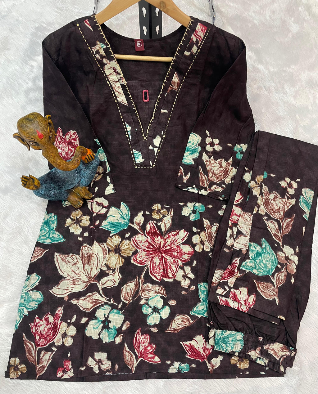 Stylish Brown Pure Cotton Floral Co-ords Set