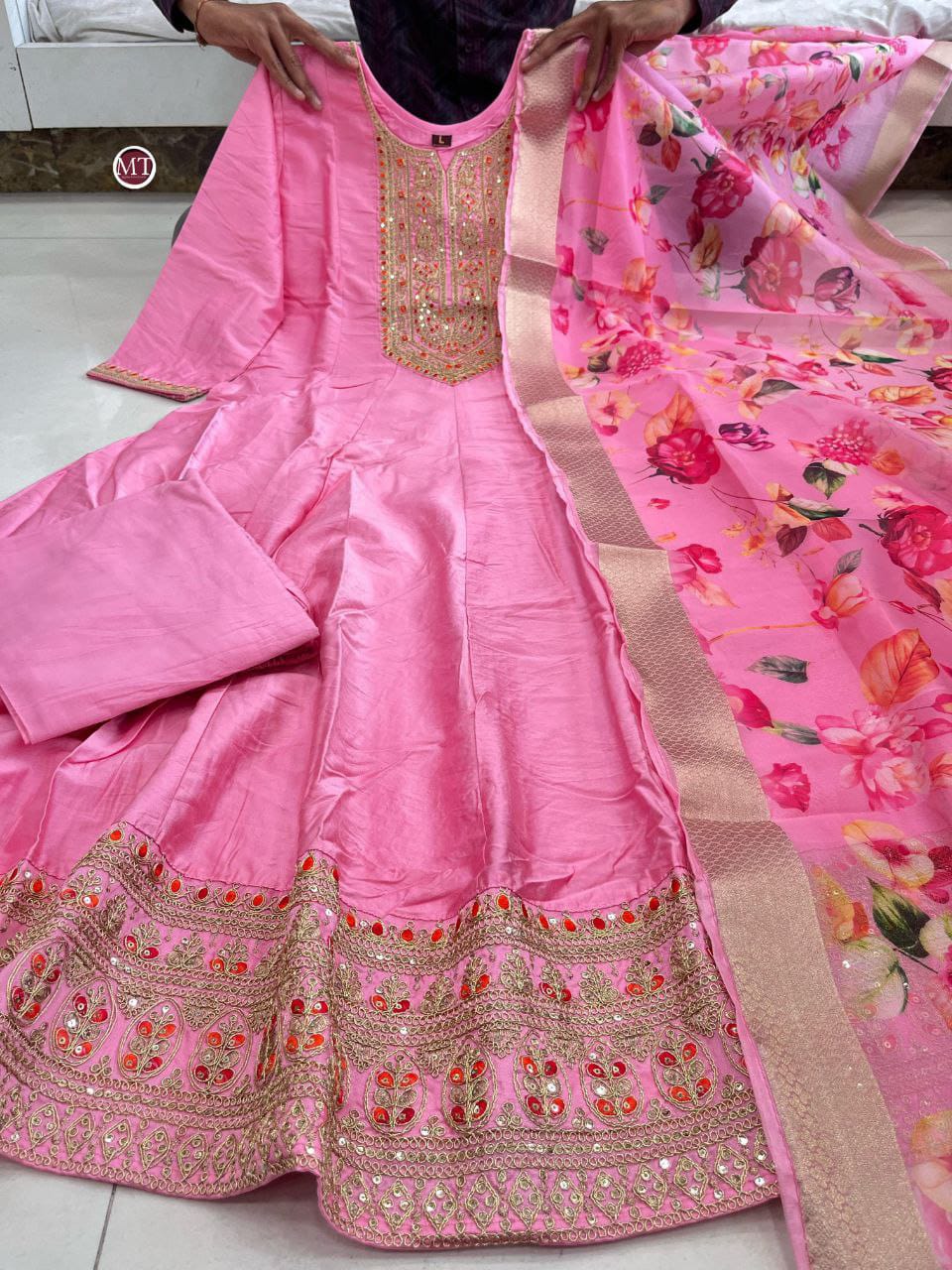 Very Beautiful Magic Silk Anarkali Suit Set