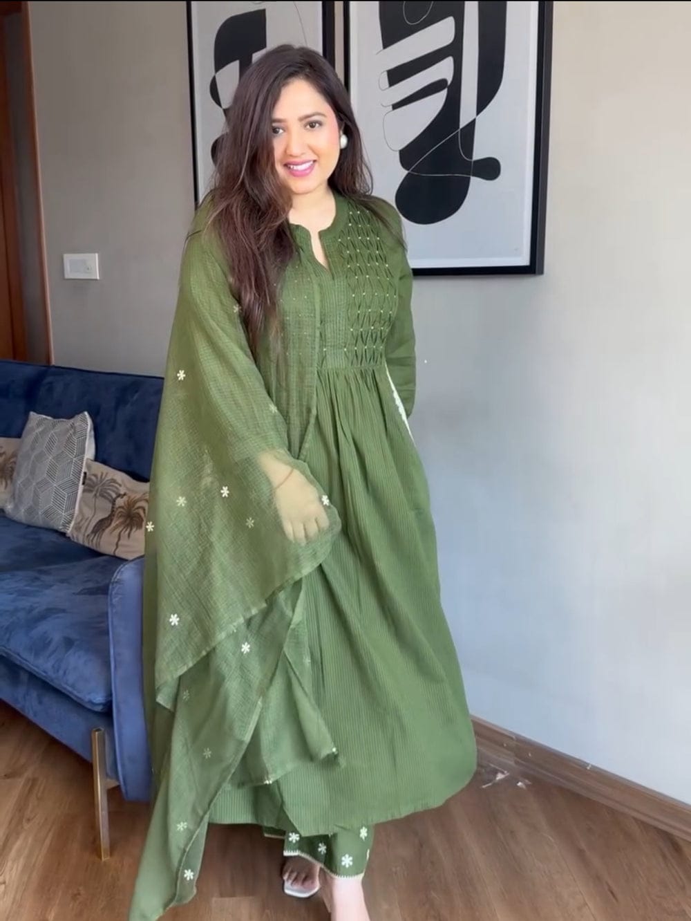 VERY GRACEFUL PURE MUL COTTON EMBROIDERY SUIT SET
