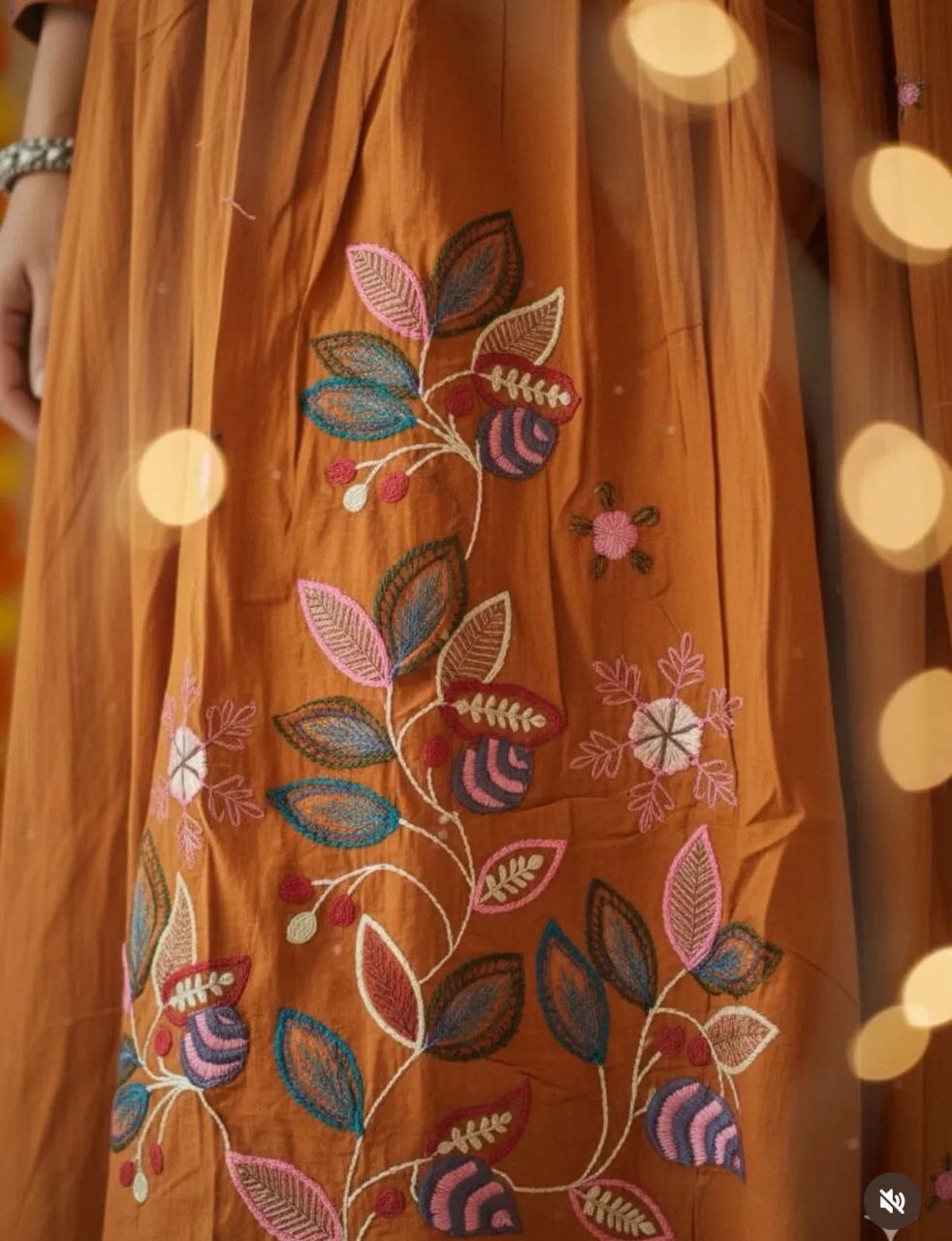 ATTRACTIVE PURE MUL COTTON EMBROIDERY SUIT SET