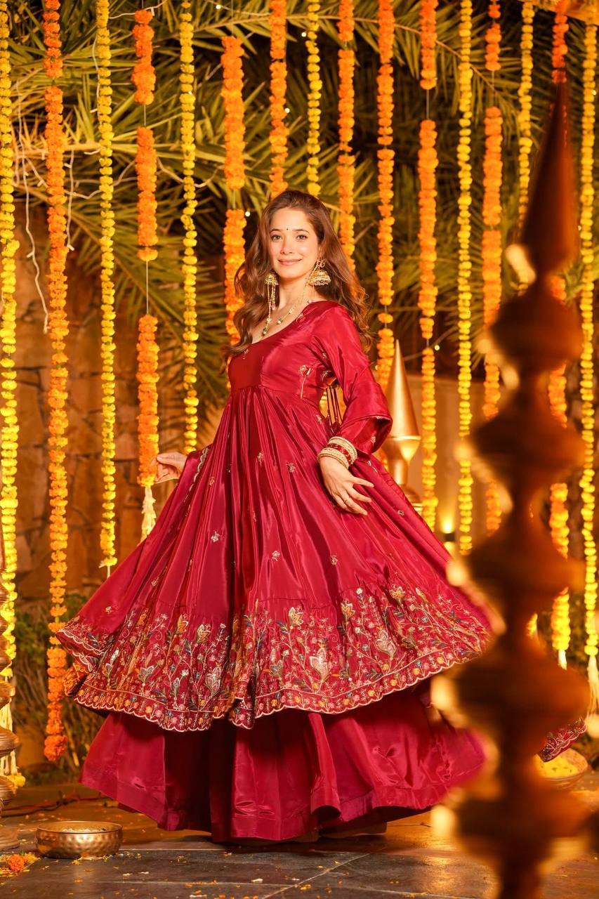 Very Gorgeous Designer Heavy Crepe Silk Anarkali Suit Set