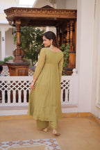 Elegant olive green ethnic kurta set