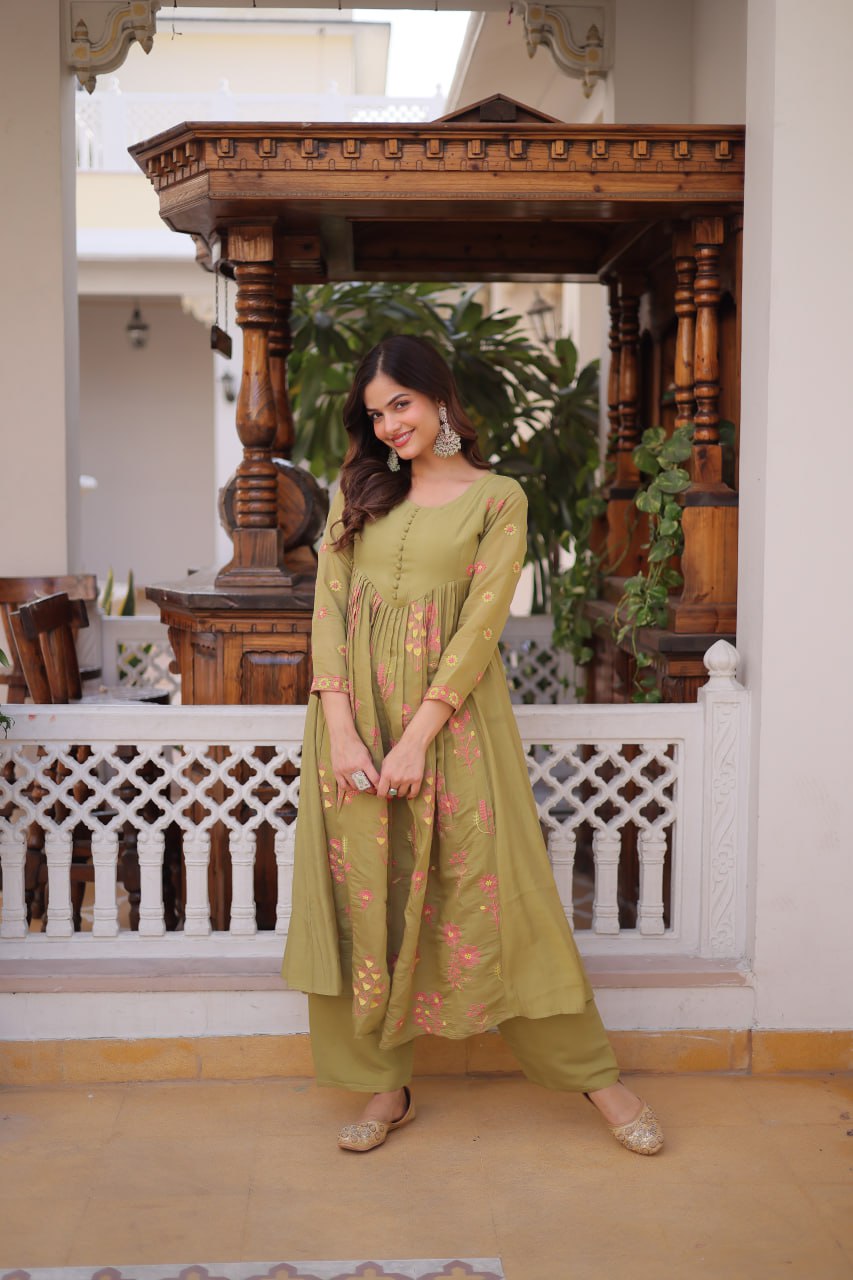 Elegant olive green ethnic kurta set