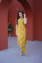 Women Mustard Printed Cotton Kurta Pant Set