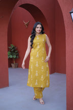 Women Mustard Printed Cotton Kurta Pant Set