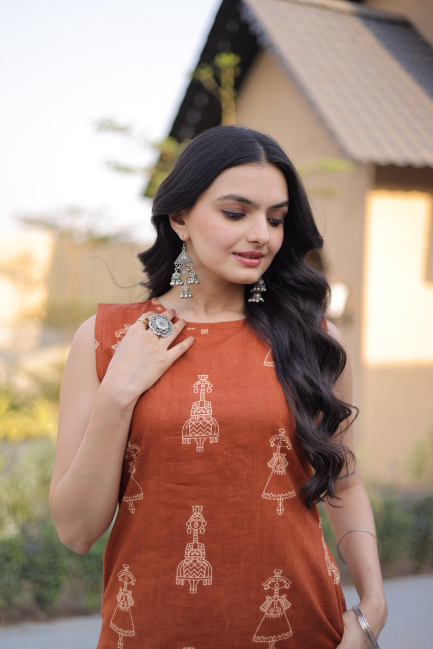 Women Ethnic Printed Cotton Kurta Set