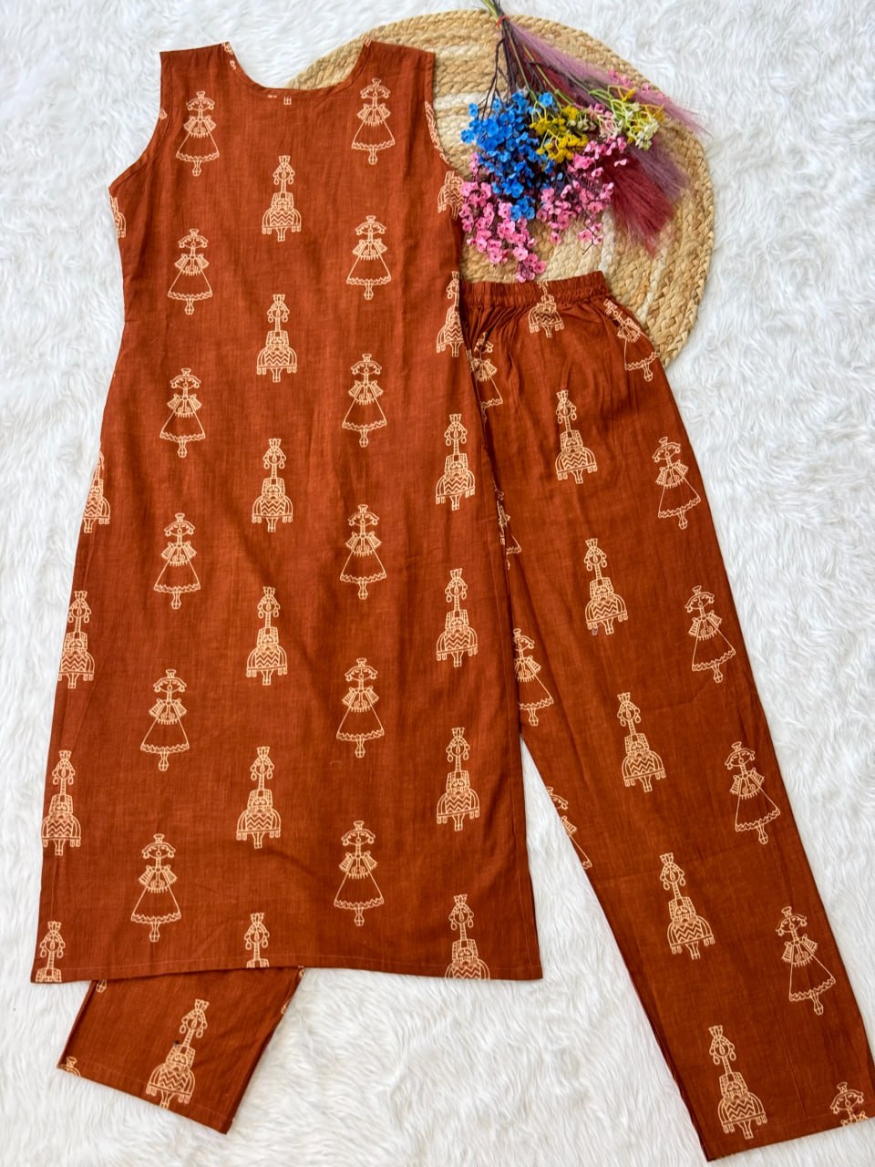 Women Ethnic Printed Cotton Kurta Set